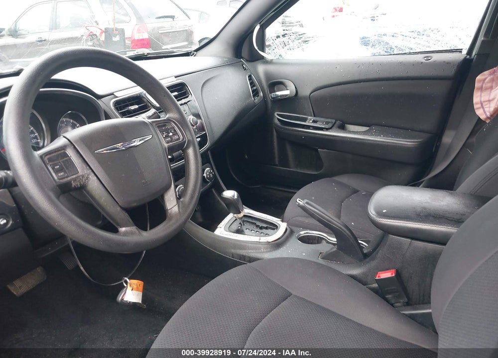 2014 CHRYSLER 200 LX VIN: 1C3CCBAB3EN141885