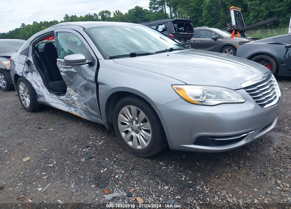 2014 CHRYSLER 200 LX VIN: 1C3CCBAB3EN141885
