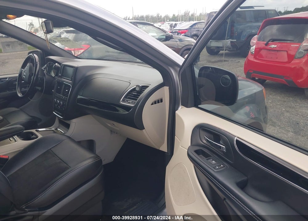 2019 DODGE GRAND CARAVAN SXT VIN: 2C4RDGCG6KR775005