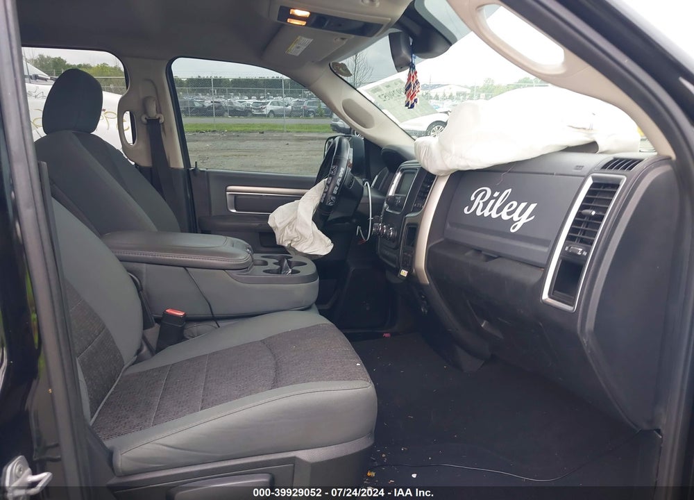 2015 RAM 1500 BIG HORN VIN: 1C6RR7GT4FS536539