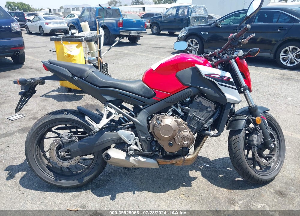2018 HONDA CB650 F VIN: MLHRC7517J5000152