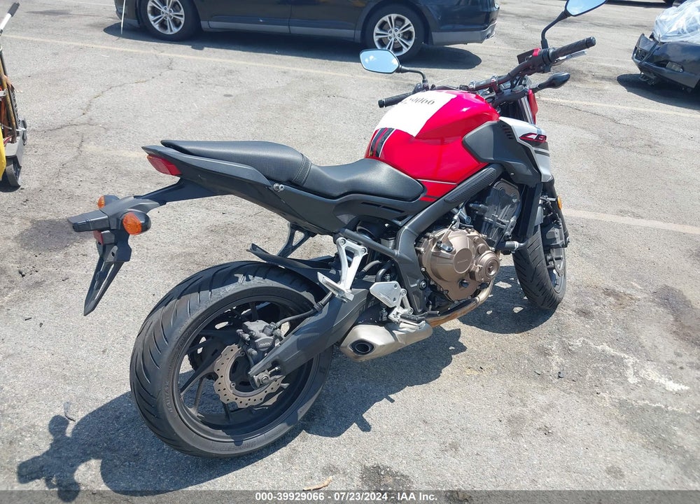 2018 HONDA CB650 F VIN: MLHRC7517J5000152