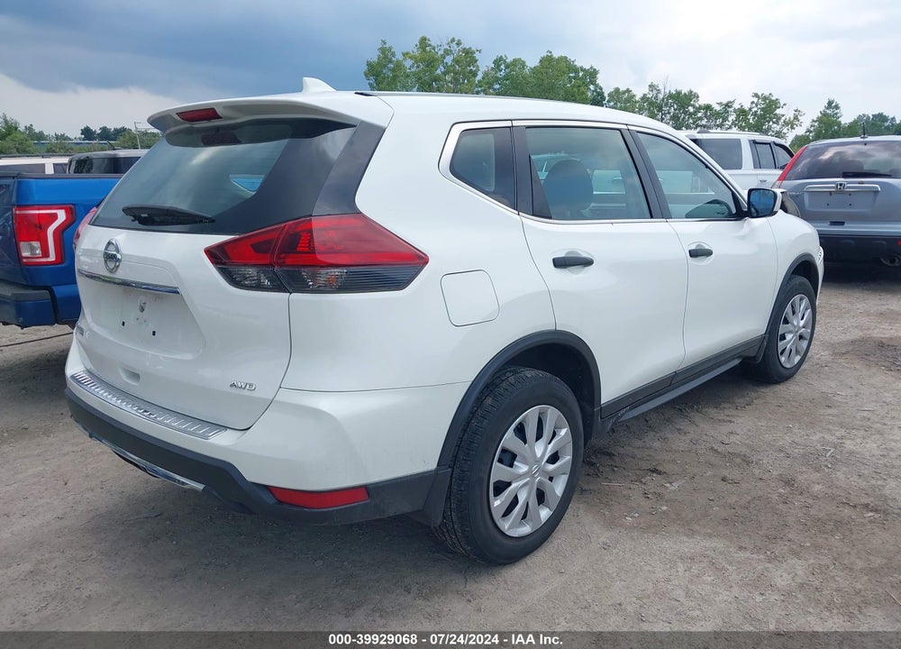 2018 NISSAN ROGUE S VIN: 5N1AT2MV6JC840308