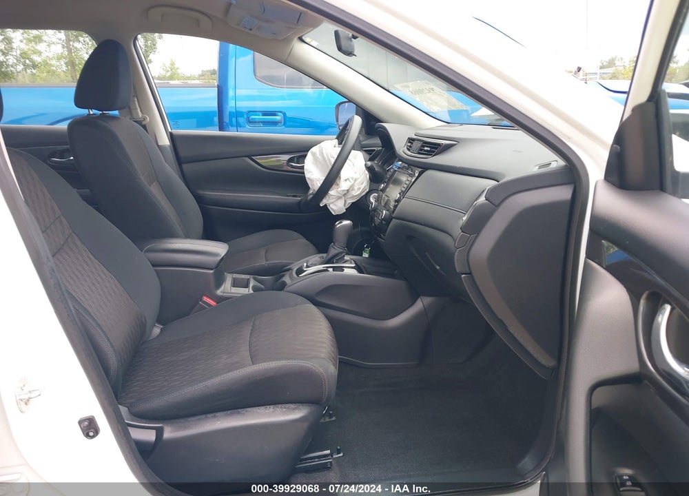 2018 NISSAN ROGUE S VIN: 5N1AT2MV6JC840308