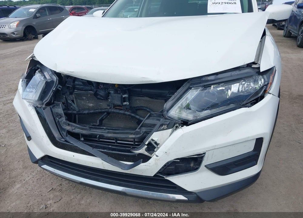 2018 NISSAN ROGUE S VIN: 5N1AT2MV6JC840308
