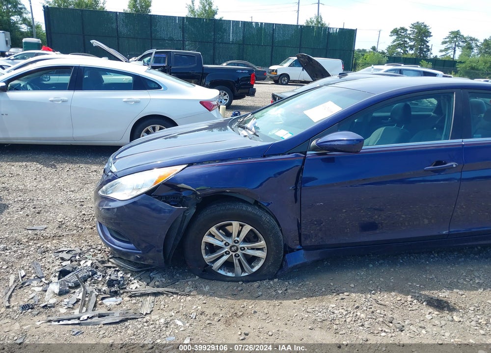 2012 HYUNDAI SONATA GLS VIN: 5NPEB4AC3CH480283