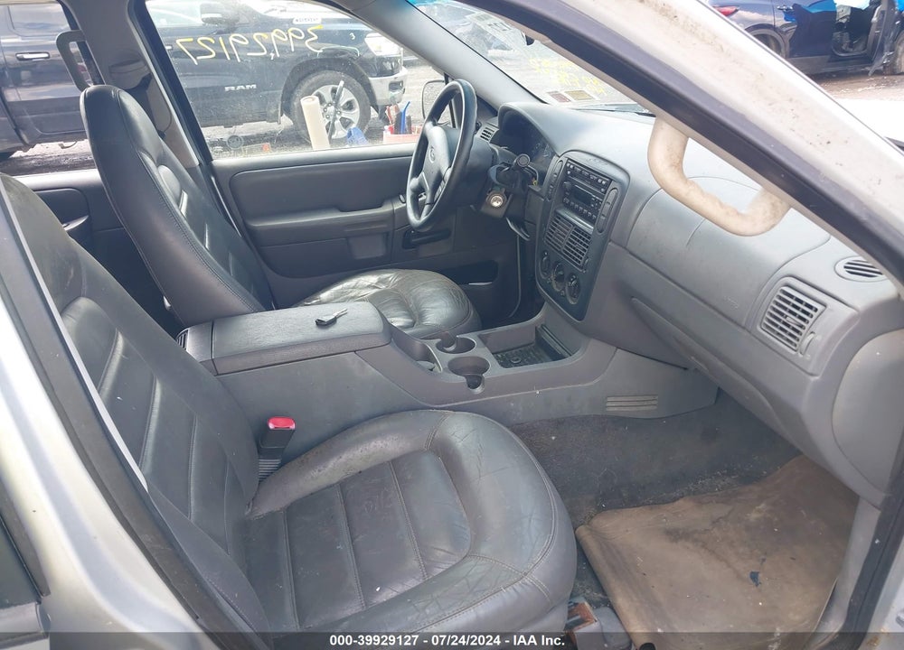 2002 FORD EXPLORER XLT VIN: 1FMZU73E42UB01335