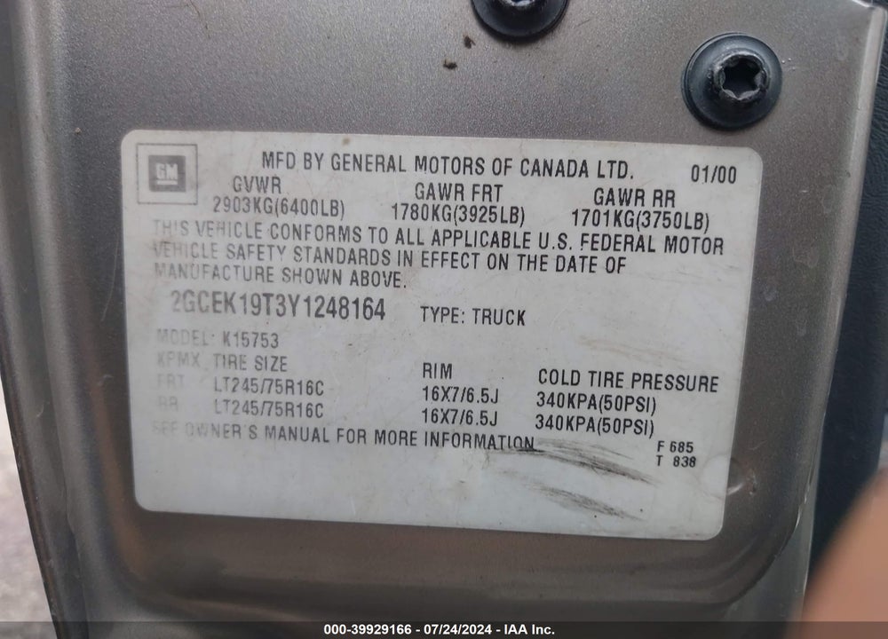 2000 CHEVROLET SILVERADO 1500 LS VIN: 2GCEK19T3Y1248164