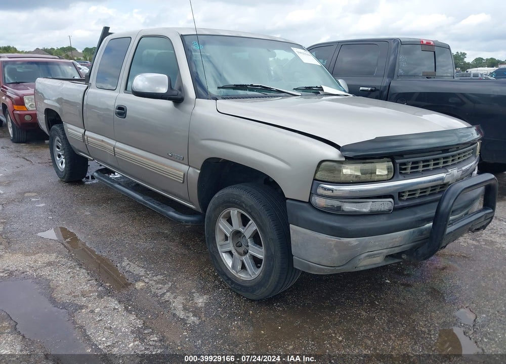 2000 CHEVROLET SILVERADO 1500 LS VIN: 2GCEK19T3Y1248164