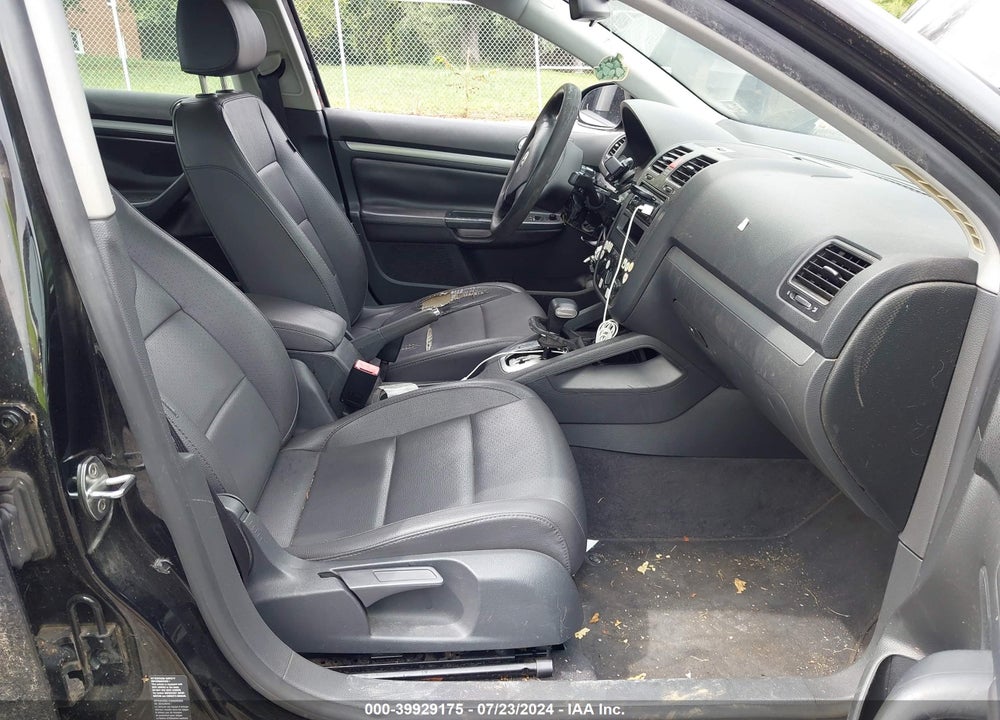 2006 VOLKSWAGEN JETTA 2.5 VIN: 3VWRF71K66M791023
