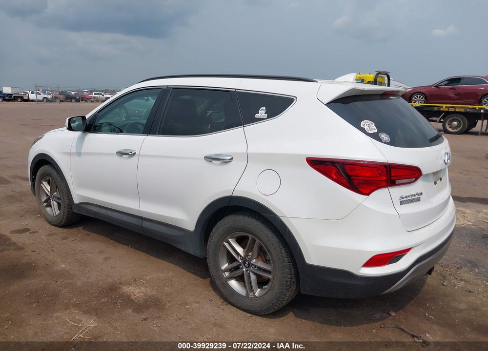 2017 HYUNDAI SANTA FE SPORT 2.4L VIN: 5NMZUDLB6HH005683