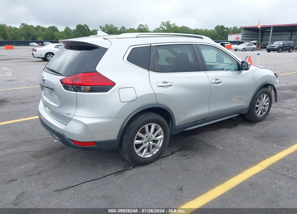 2017 NISSAN ROGUE SV VIN: KNMAT2MTXHP536047