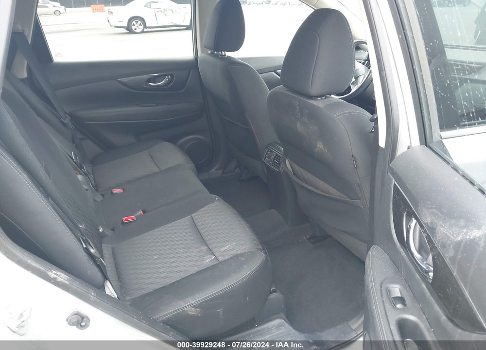 2017 NISSAN ROGUE SV VIN: KNMAT2MTXHP536047