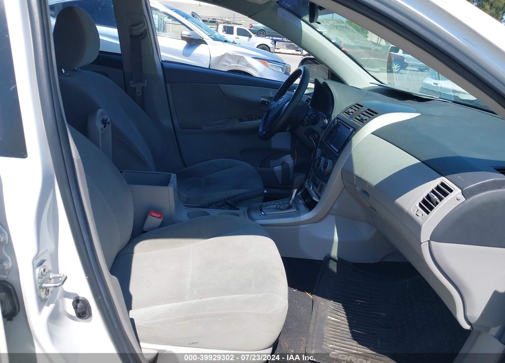 2011 TOYOTA COROLLA LE VIN: 2T1BU4EE7BC537434