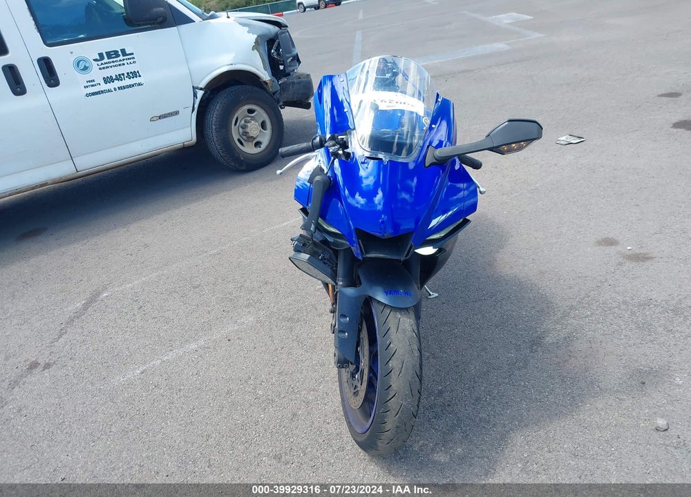 2023 YAMAHA YZFR1 VIN: JYARN66E8PA003498