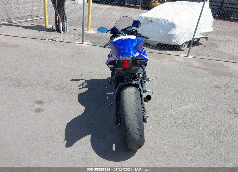 2023 YAMAHA YZFR1 VIN: JYARN66E8PA003498