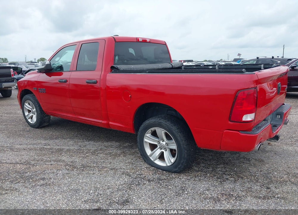 2017 RAM 1500 EXPRESS QUAD CAB 4X4 6'4 BOX VIN: 1C6RR7FT5HS839219
