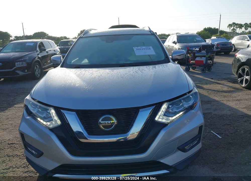 2018 NISSAN ROGUE SL VIN: JN8AT2MT4JW488822