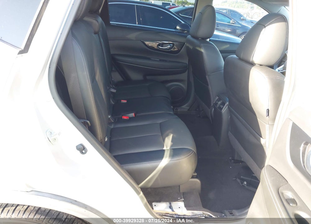 2018 NISSAN ROGUE SL VIN: JN8AT2MT4JW488822