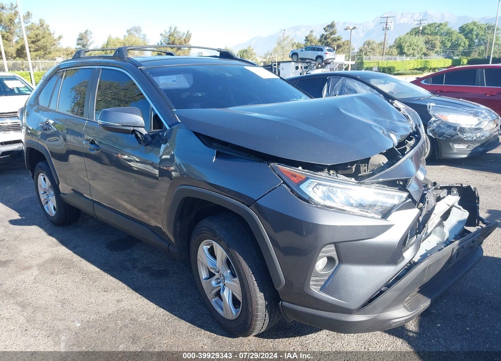 2020 TOYOTA RAV4 XLE VIN: 2T3P1RFV8LC117409