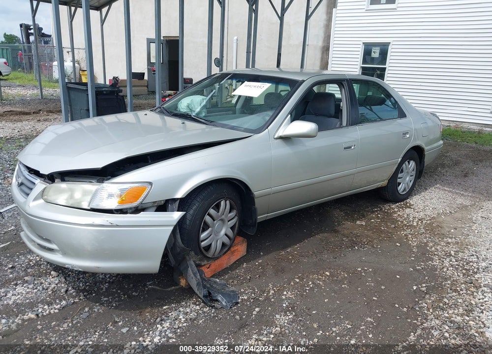 2001 TOYOTA CAMRY LE VIN: JT2BG22KX10596727