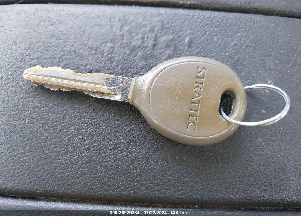 2008 DODGE CALIBER SE VIN: 1B3HB28B18D739740