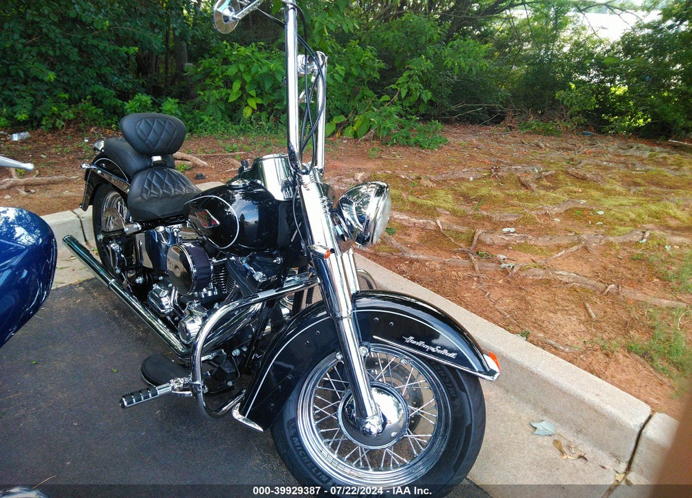 2012 HARLEY-DAVIDSON FLSTC HERITAGE SOFTAIL CLASSIC VIN: 1HD1BWV14CB018771