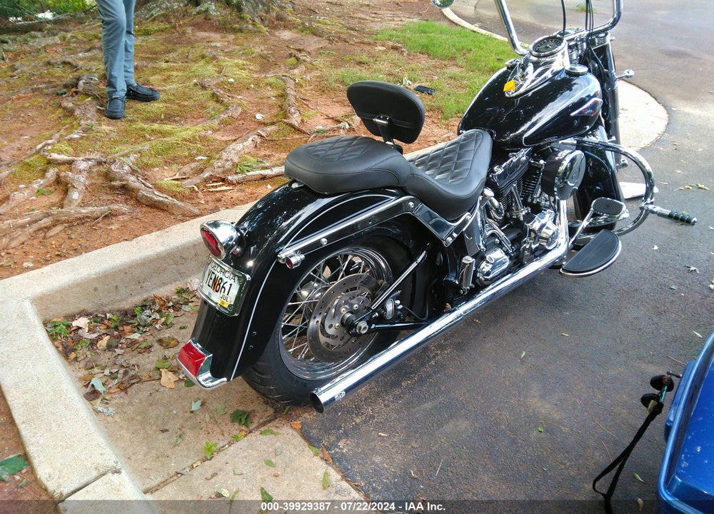 2012 HARLEY-DAVIDSON FLSTC HERITAGE SOFTAIL CLASSIC VIN: 1HD1BWV14CB018771