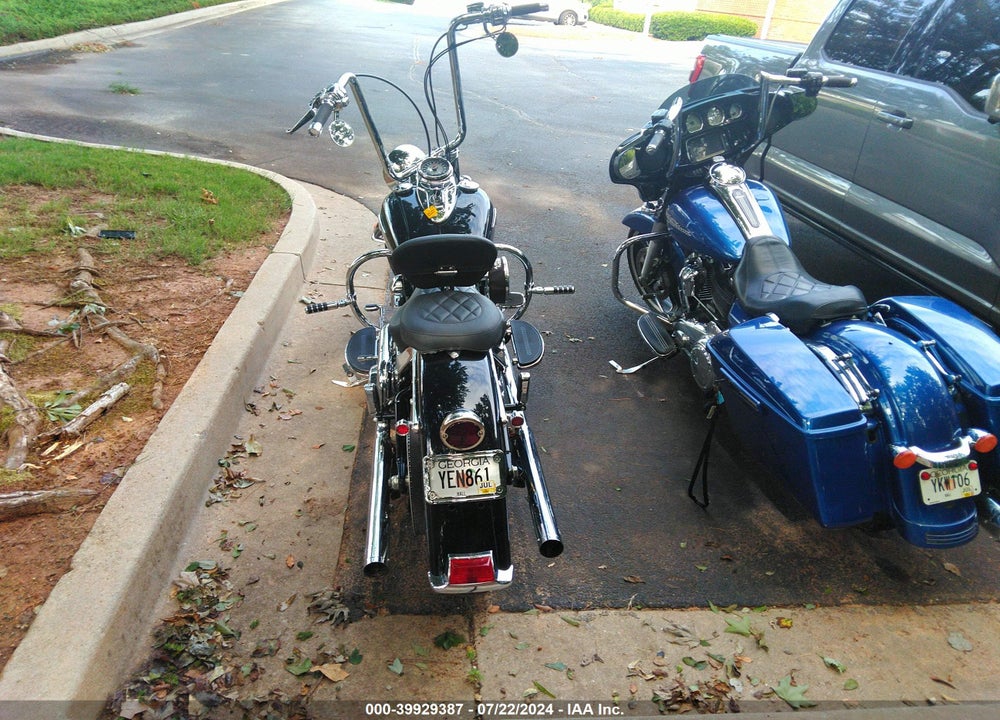 2012 HARLEY-DAVIDSON FLSTC HERITAGE SOFTAIL CLASSIC VIN: 1HD1BWV14CB018771