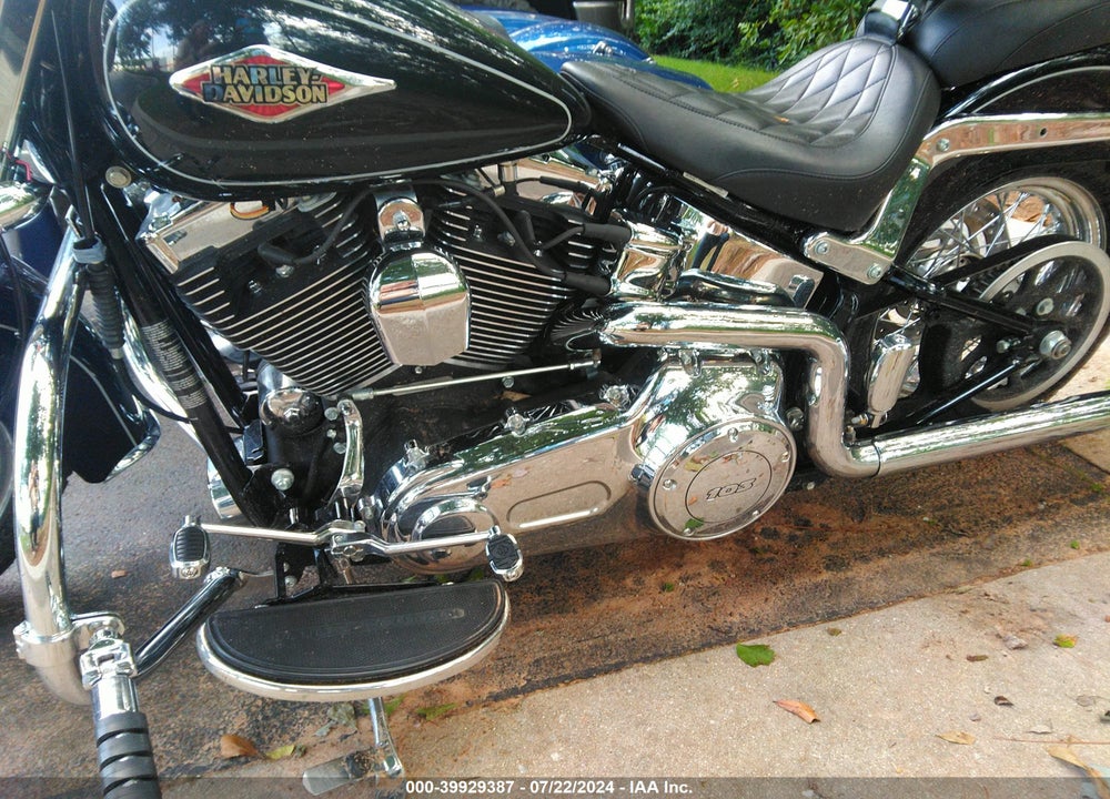 2012 HARLEY-DAVIDSON FLSTC HERITAGE SOFTAIL CLASSIC VIN: 1HD1BWV14CB018771