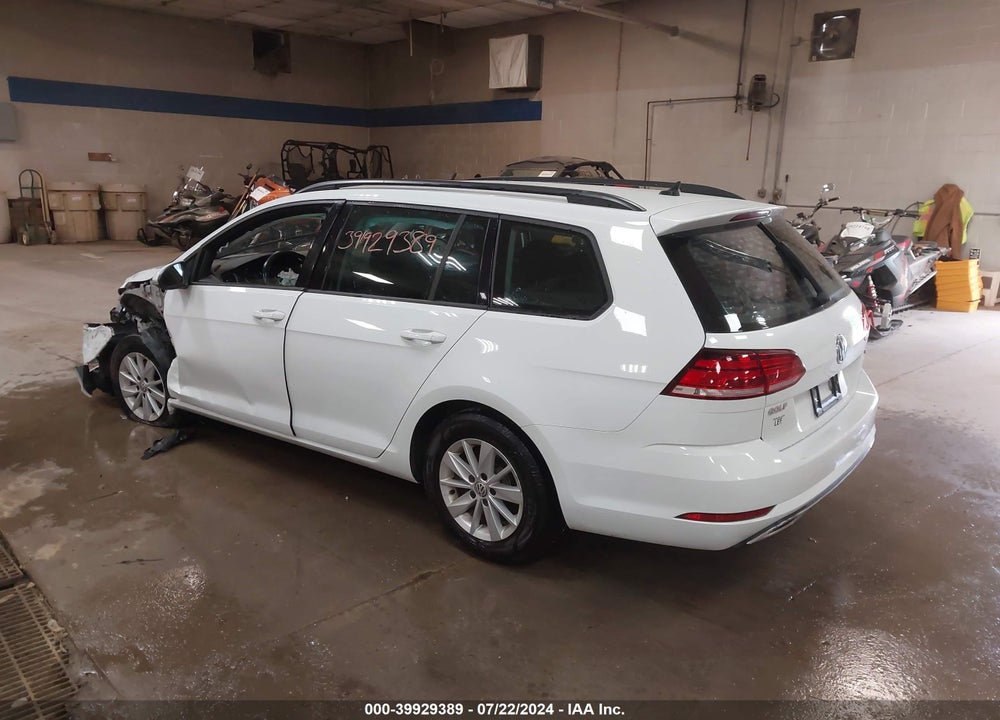 2018 VOLKSWAGEN GOLF SPORTWAGEN TSI S VIN: 3VW717AU7JM755275