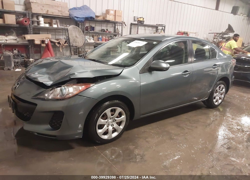 2013 MAZDA 3 I SPORT VIN: JM1BL1U75D1758185