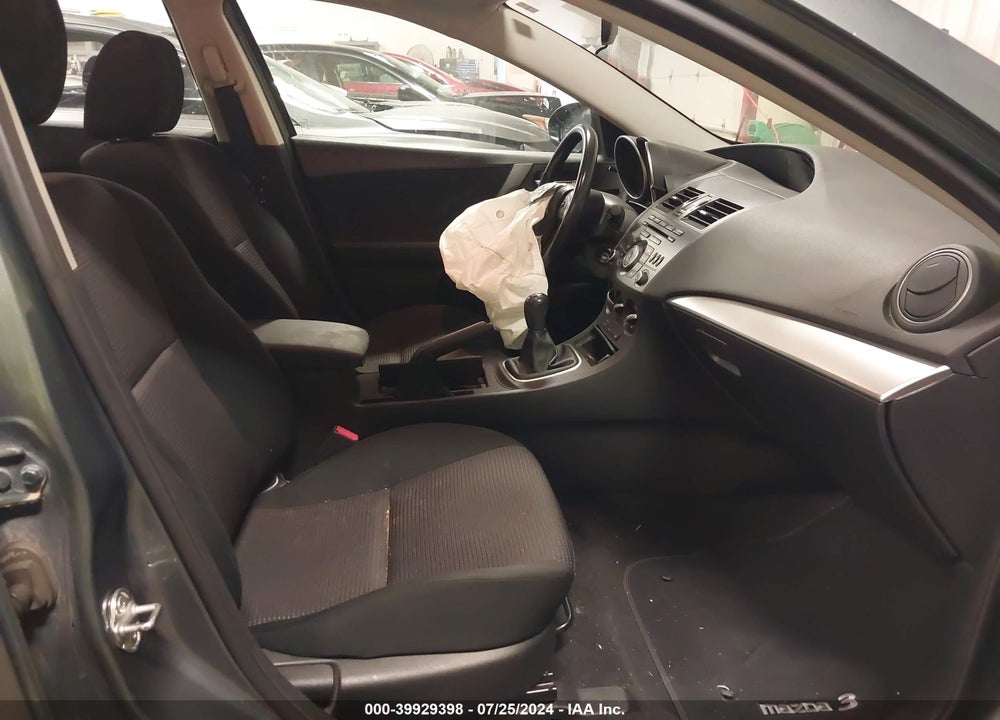 2013 MAZDA 3 I SPORT VIN: JM1BL1U75D1758185