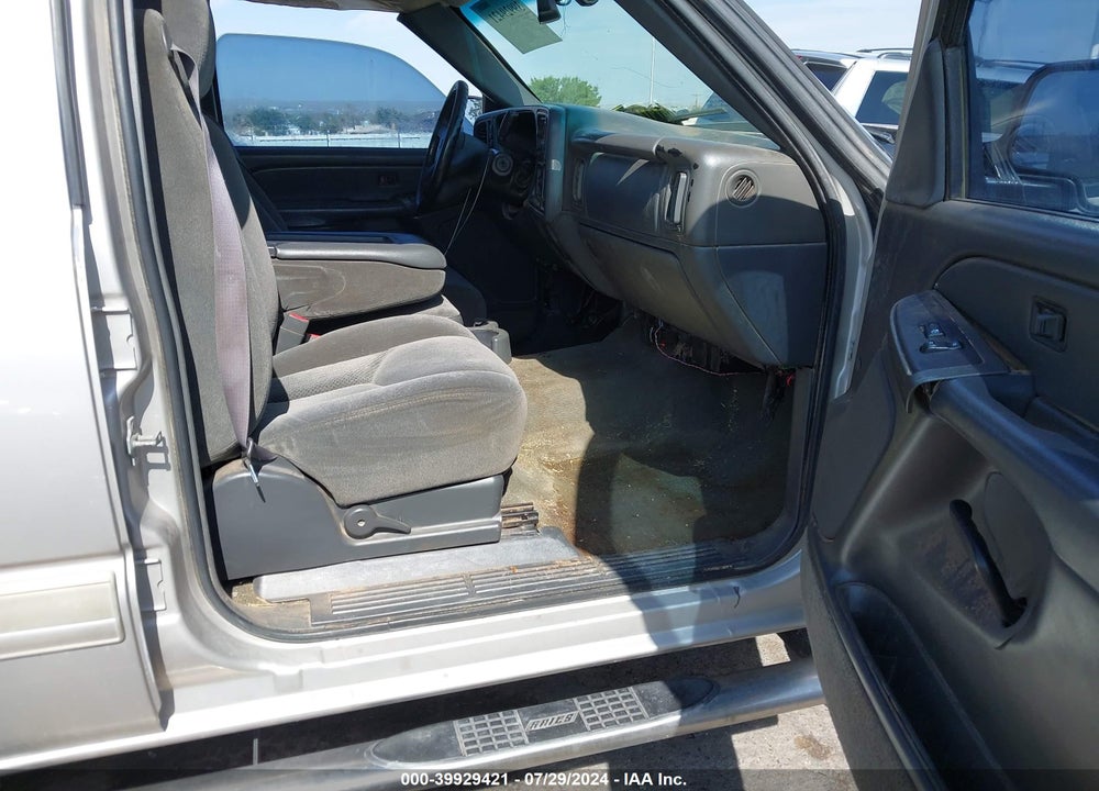 2005 CHEVROLET SILVERADO 2500HD LS VIN: 1GCHK23U85F970349