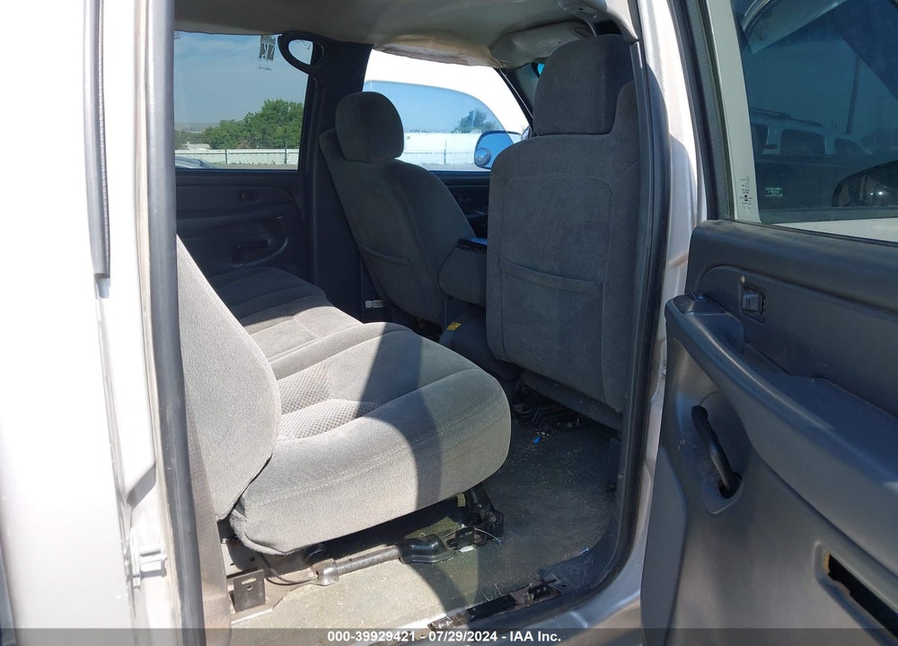 2005 CHEVROLET SILVERADO 2500HD LS VIN: 1GCHK23U85F970349