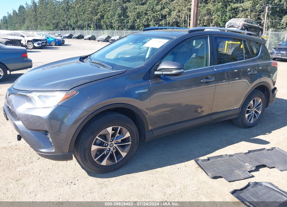 2018 TOYOTA RAV4 HYBRID LE VIN: JTMRJREV2JD215841