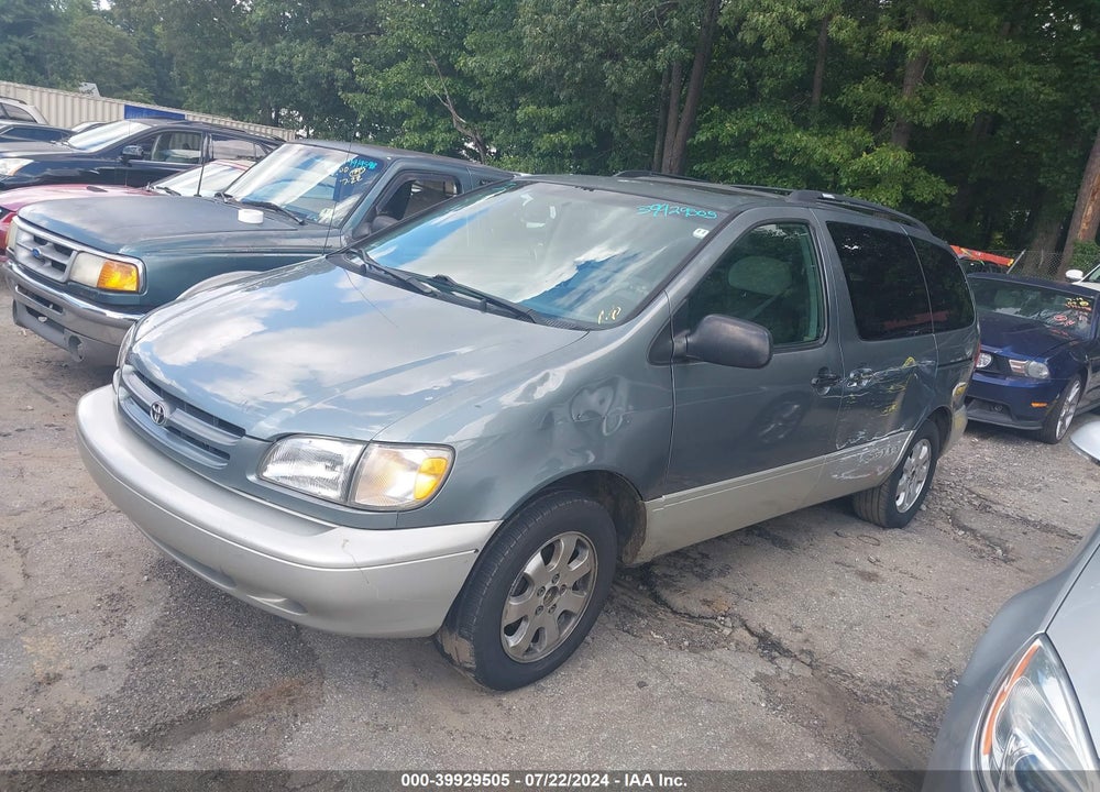 1999 TOYOTA SIENNA XLE VIN: 4T3ZF13CXXU109198