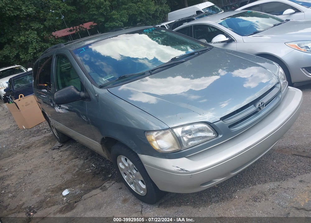 1999 TOYOTA SIENNA XLE VIN: 4T3ZF13CXXU109198