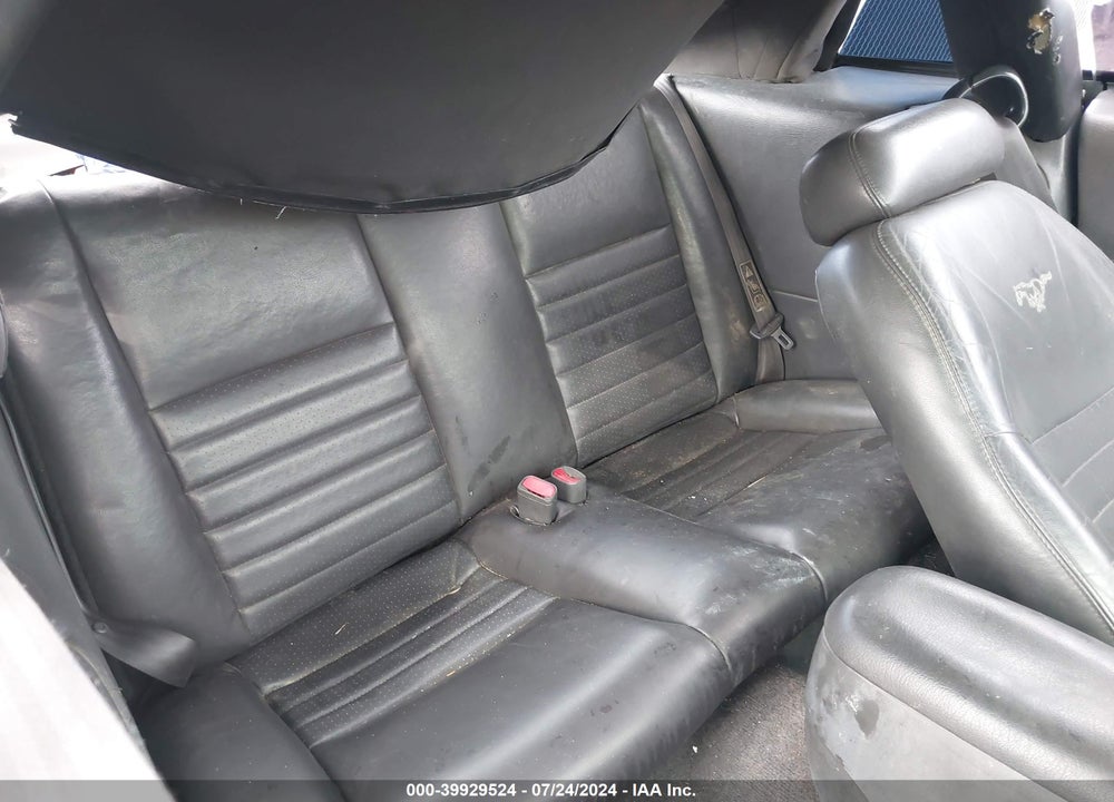 2000 FORD MUSTANG GT VIN: 1FAFP45X7YF273633