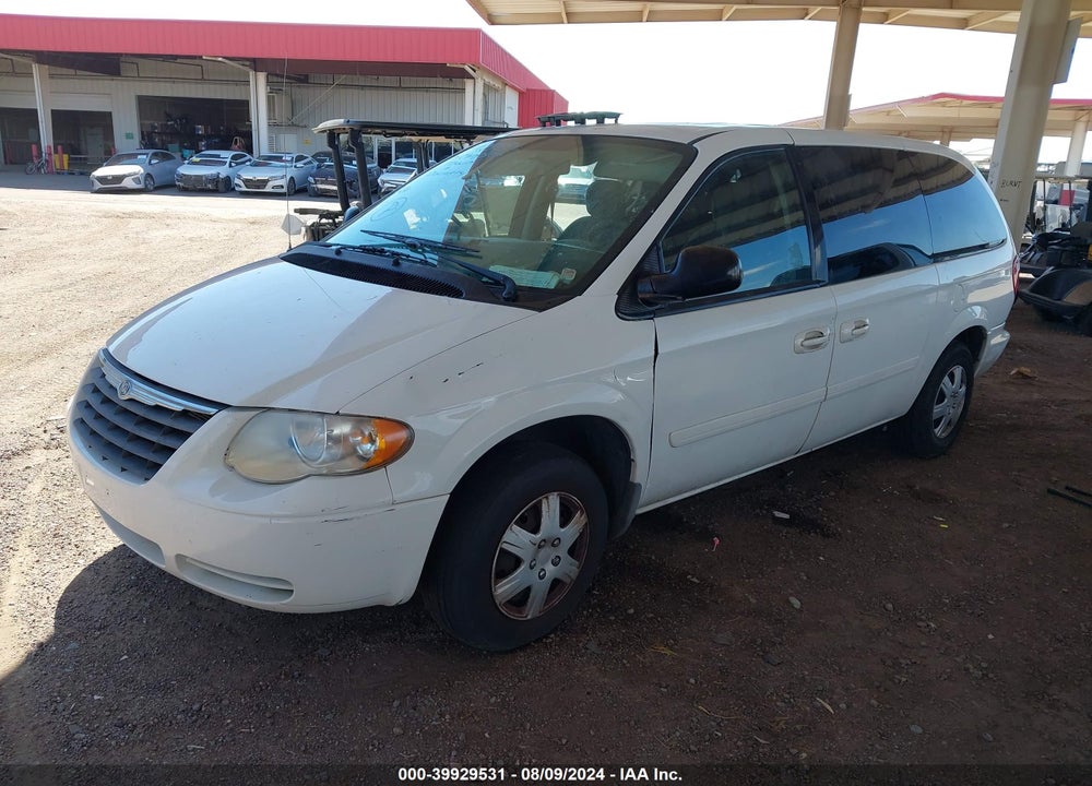 2005 CHRYSLER TOWN & COUNTRY LX VIN: 2C4GP44R15R472246
