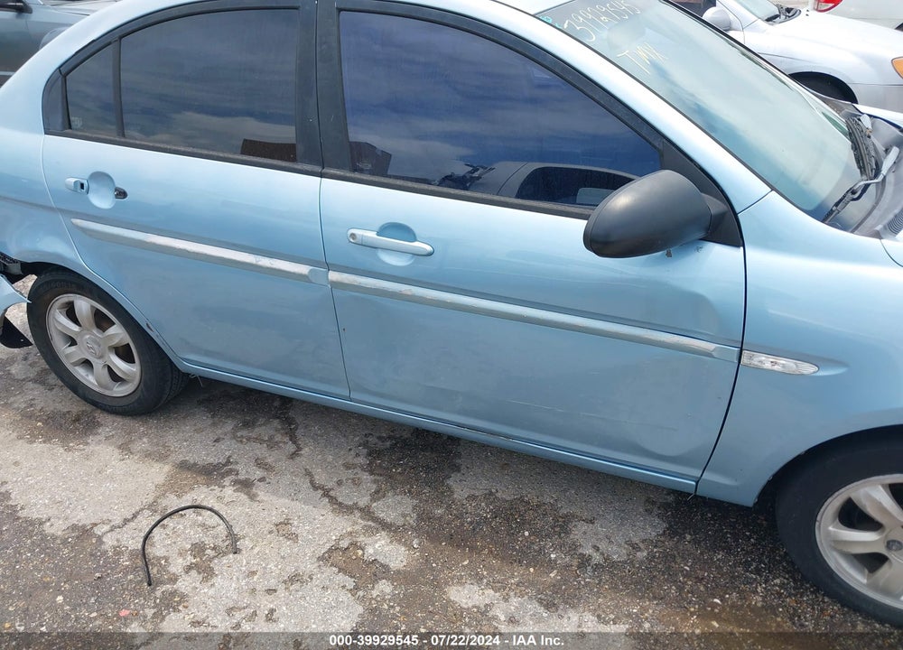 2007 HYUNDAI ACCENT GLS VIN: KMHCN46C37U142073