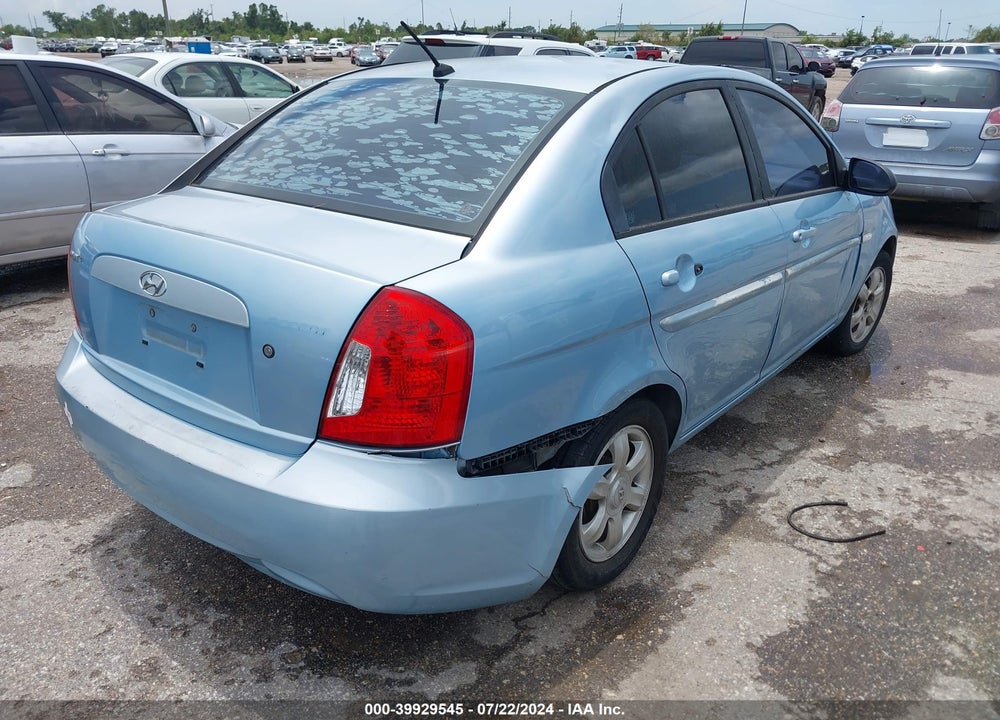 2007 HYUNDAI ACCENT GLS VIN: KMHCN46C37U142073