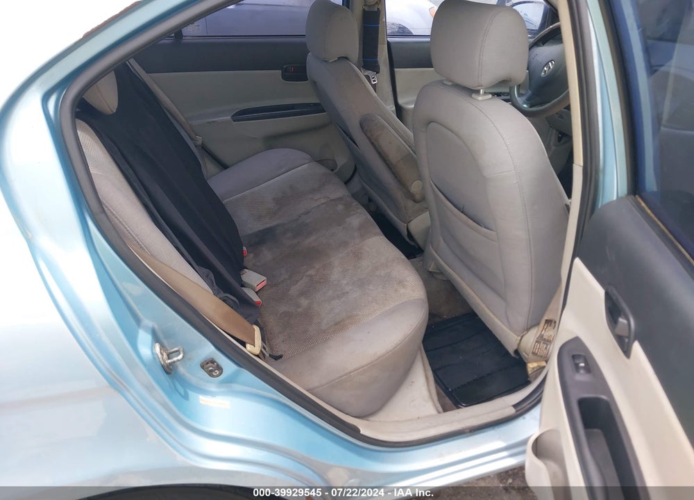 2007 HYUNDAI ACCENT GLS VIN: KMHCN46C37U142073