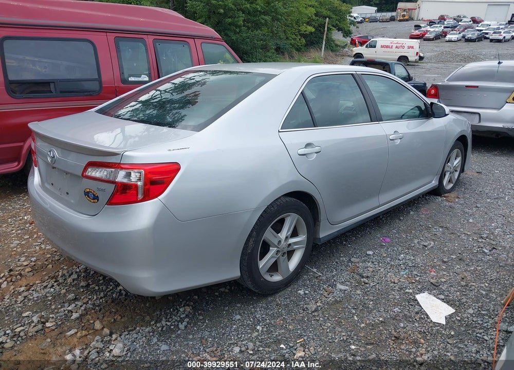 2013 TOYOTA CAMRY SE VIN: 4T1BF1FK1DU278745