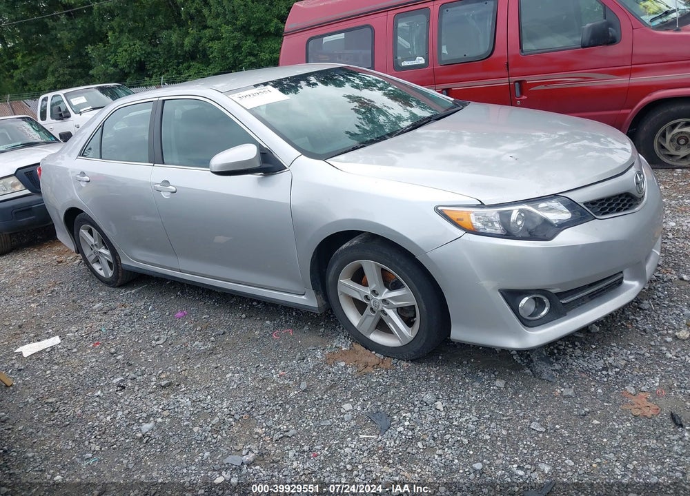 2013 TOYOTA CAMRY SE VIN: 4T1BF1FK1DU278745