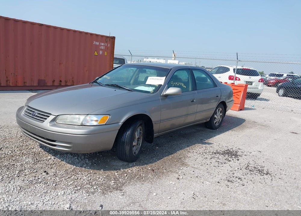 1997 TOYOTA CAMRY XLE V6 VIN: 4T1BF22K6VU037115