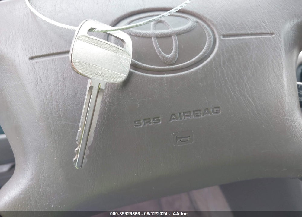 1997 TOYOTA CAMRY XLE V6 VIN: 4T1BF22K6VU037115
