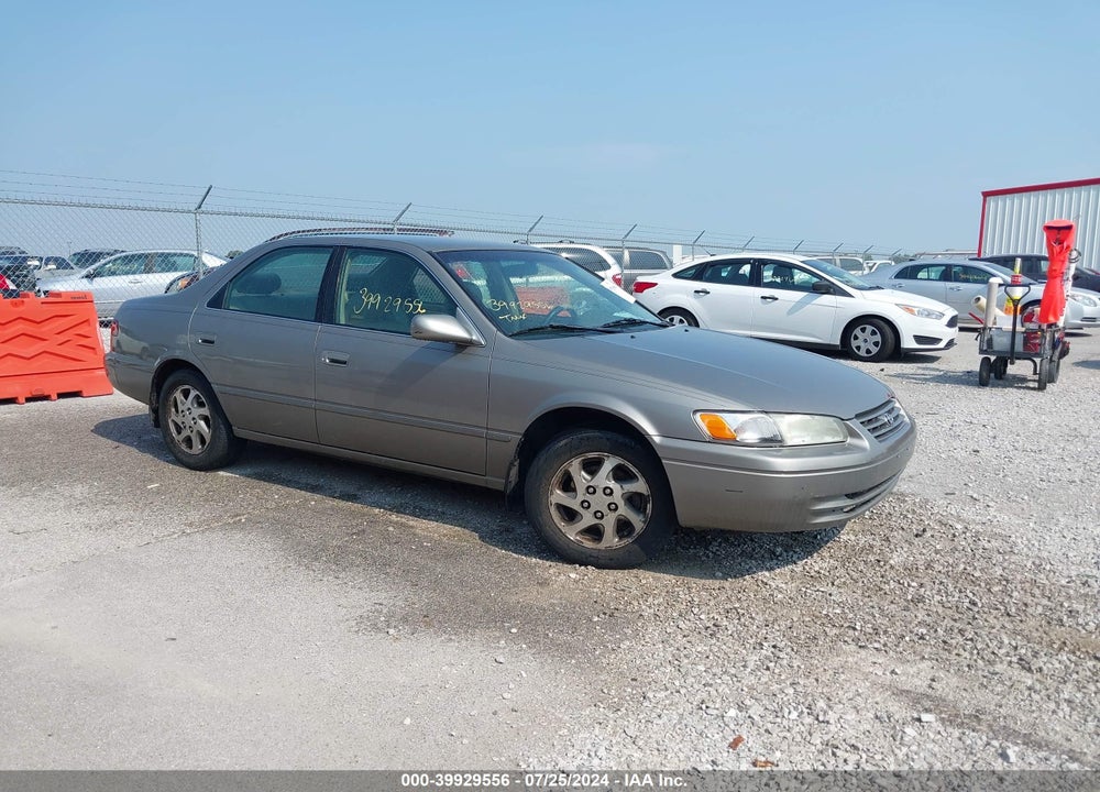 1997 TOYOTA CAMRY XLE V6 VIN: 4T1BF22K6VU037115