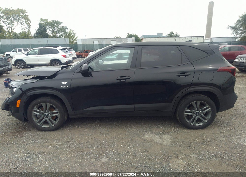 2023 KIA SELTOS LX VIN: KNDEPCAA0P7427884