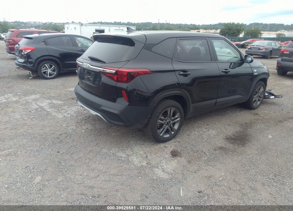 2023 KIA SELTOS LX VIN: KNDEPCAA0P7427884